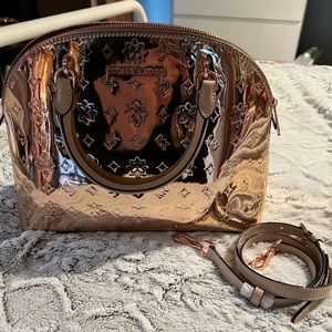 Michael Kors Rose Gold Bag